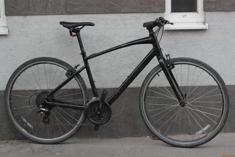Használt Specialized Sirrus 1.0 M-es Városi Kerékpár (47cm Alu)